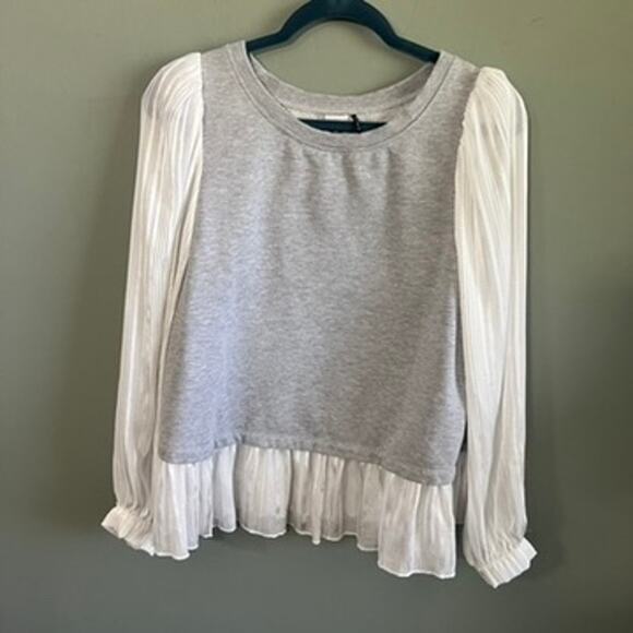 Akemi + Kin Preppy Chic Gray Sweater with White Pleated Sleeves, Size Large - Picture 1 of 8